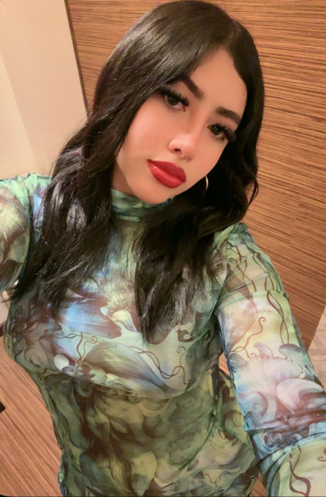 671279140: Chica busca chico en Valencia