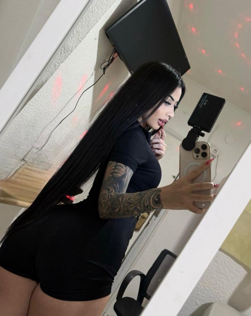 614963822: Chica busca chico en Granada