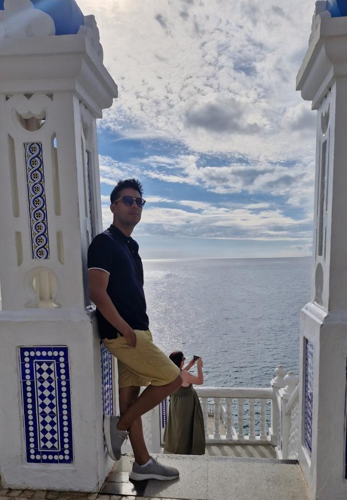 613307235: Chico busca chica en Alicante