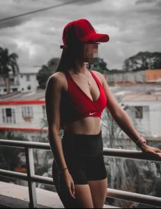 624088455: Chica busca chico en Guipúzcoa