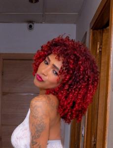 676463299: Chica busca chico en Pontevedra