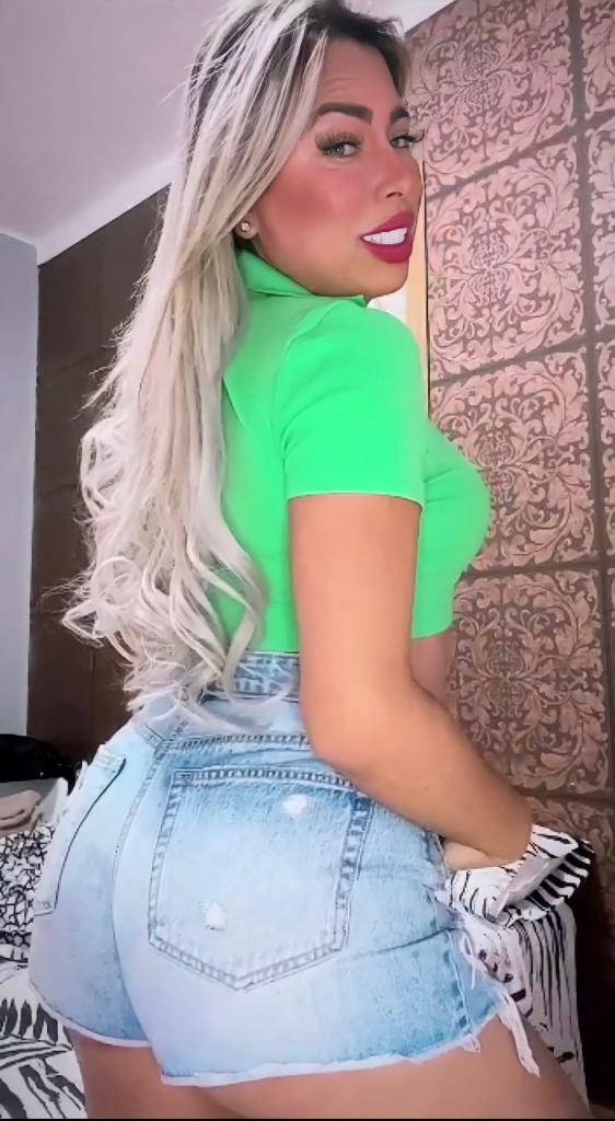 615796780: Travesti en Barcelona