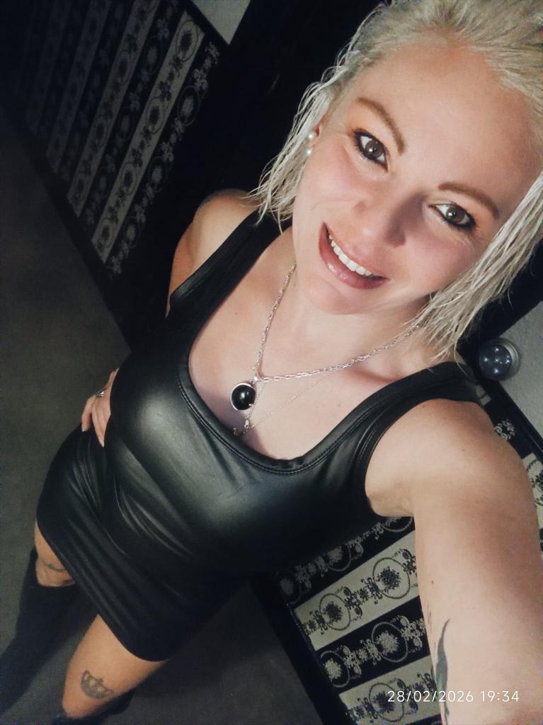 632025514: Chica busca chico en Asturias