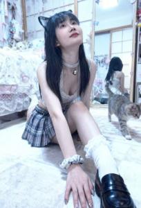 674583988: Chica busca chico en Madrid