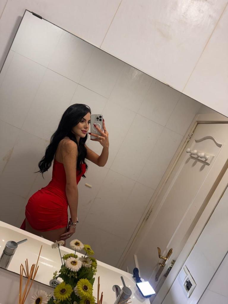 Chica busca chico en Alicante: 