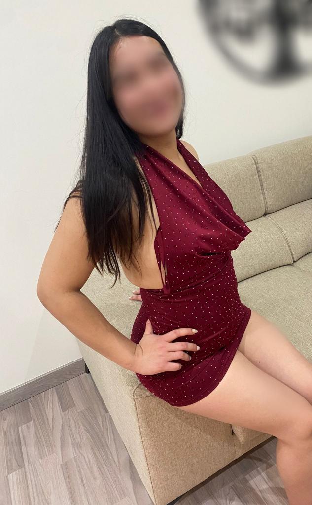 Chica busca chico en Granada: Chica busca chico