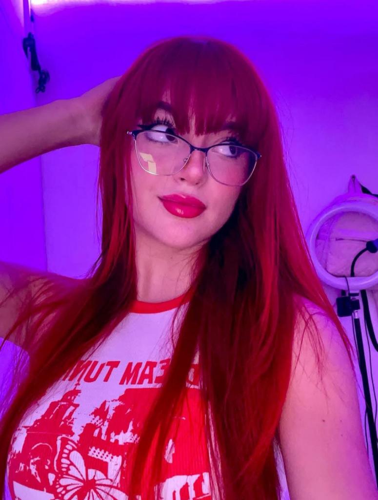 603999955: Chica busca chico en Murcia