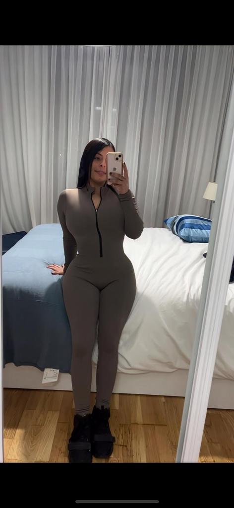 Chica busca chico en Málaga: Chica busca chico