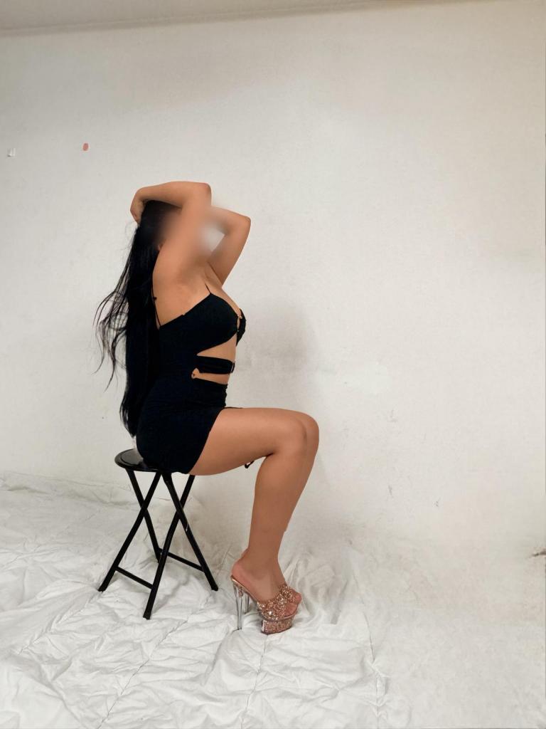 647044096: Chica busca chico en Mallorca