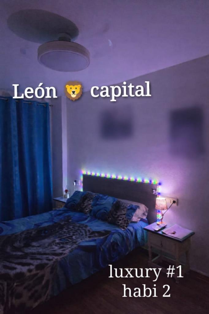 673664572: Chica busca chico en León