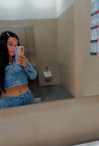 631086796: Chica busca chico en Barcelona