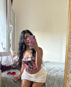 678630973: Chica busca chico en Sevilla