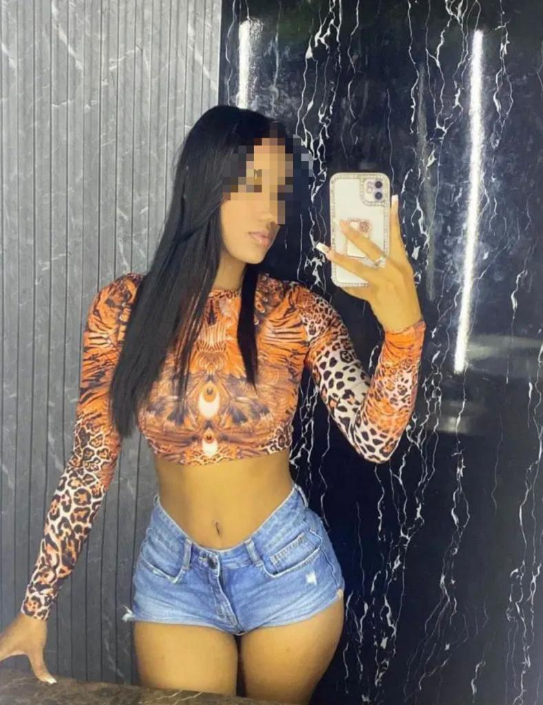 Chica busca chico en Sevilla: 