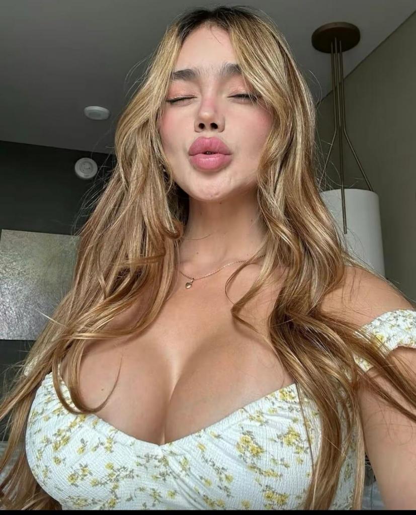 677775907: Chica busca chico en Granada