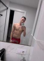 624968540: Chico busca chica en Barcelona