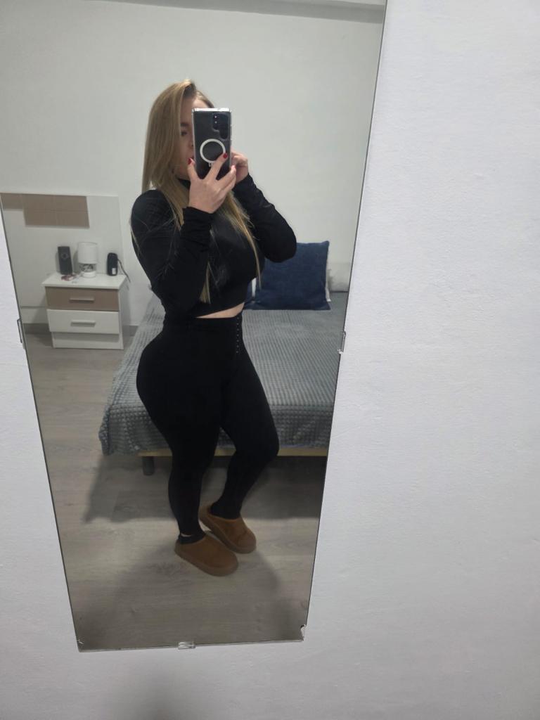 672563664: Chica busca chico en Málaga