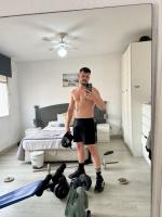 681971052: Chico busca chica en Valencia