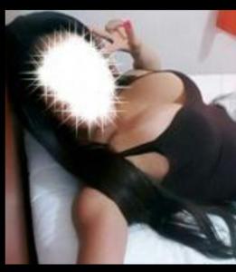 611235443: Chica busca chico en Madrid