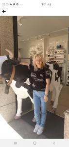 617525678: Chica busca chico en Málaga