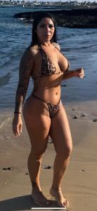 655230479: Chica busca chico en Sevilla