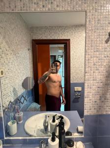 Chico busca chica en Málaga: 