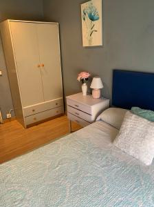 643484356:  en León