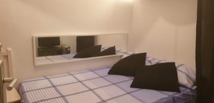 695411146:  en Barcelona