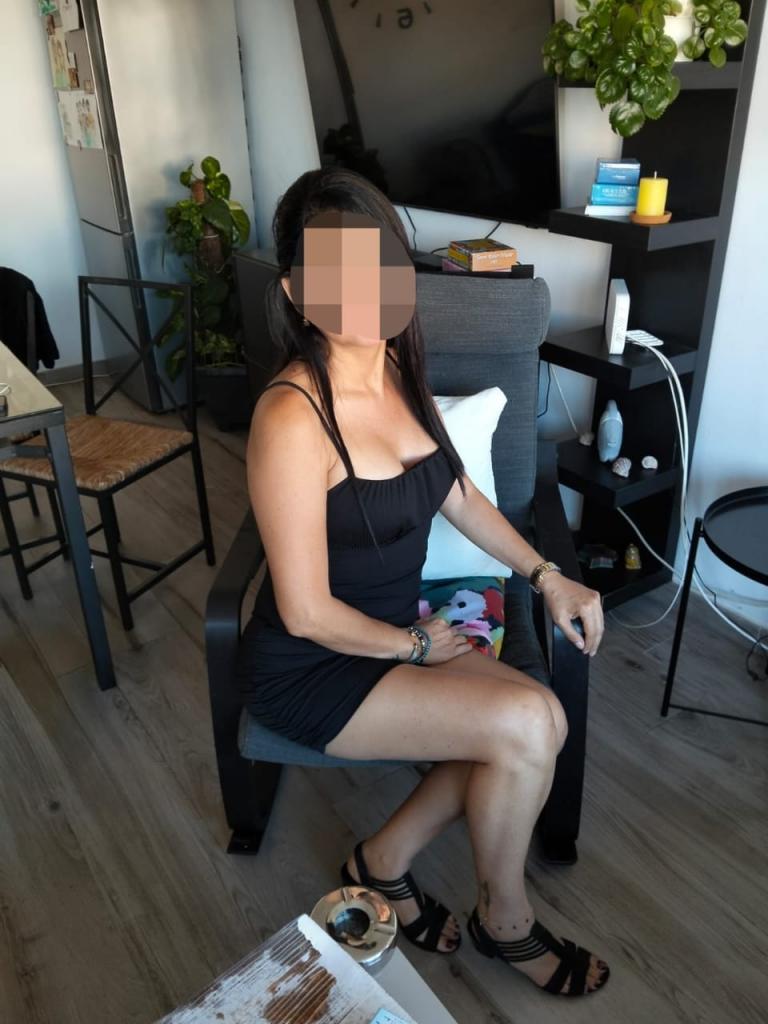 631627332: Chica busca chico en Mallorca