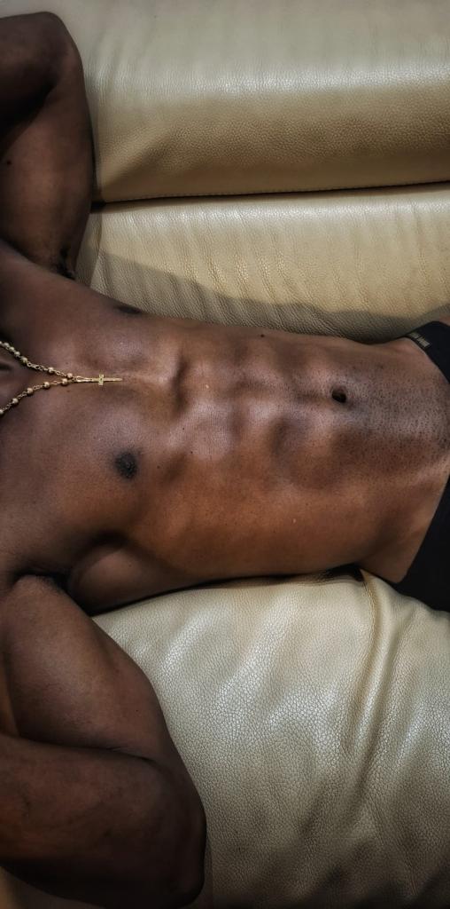 642438849: Chico busca chica en Valencia