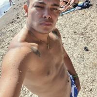 613196110: Chico busca chica en Badajoz