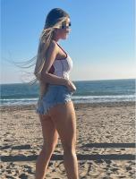 642544293: Chica busca chico en Gerona