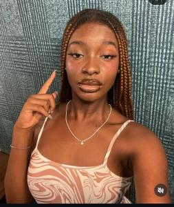 722464511: Chica busca chico en Cantabria