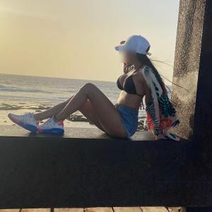 643856540: Chica busca chico en La Coruña