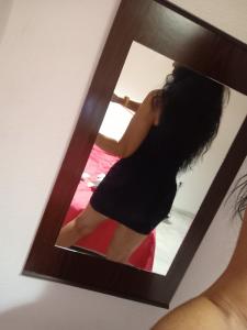 603705033: Chica busca chico en Sevilla