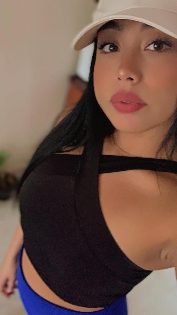 641230345: Chica busca chico en Barcelona