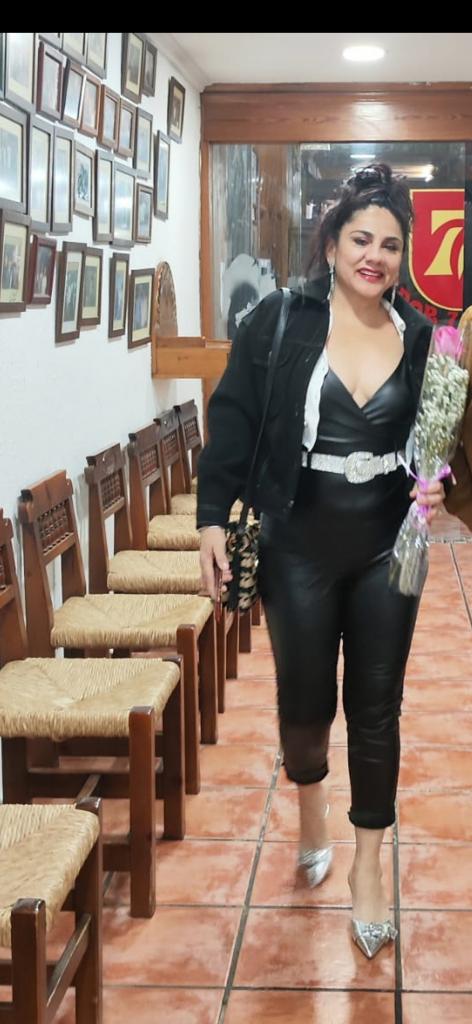 654503530: Chica busca chico en Valencia