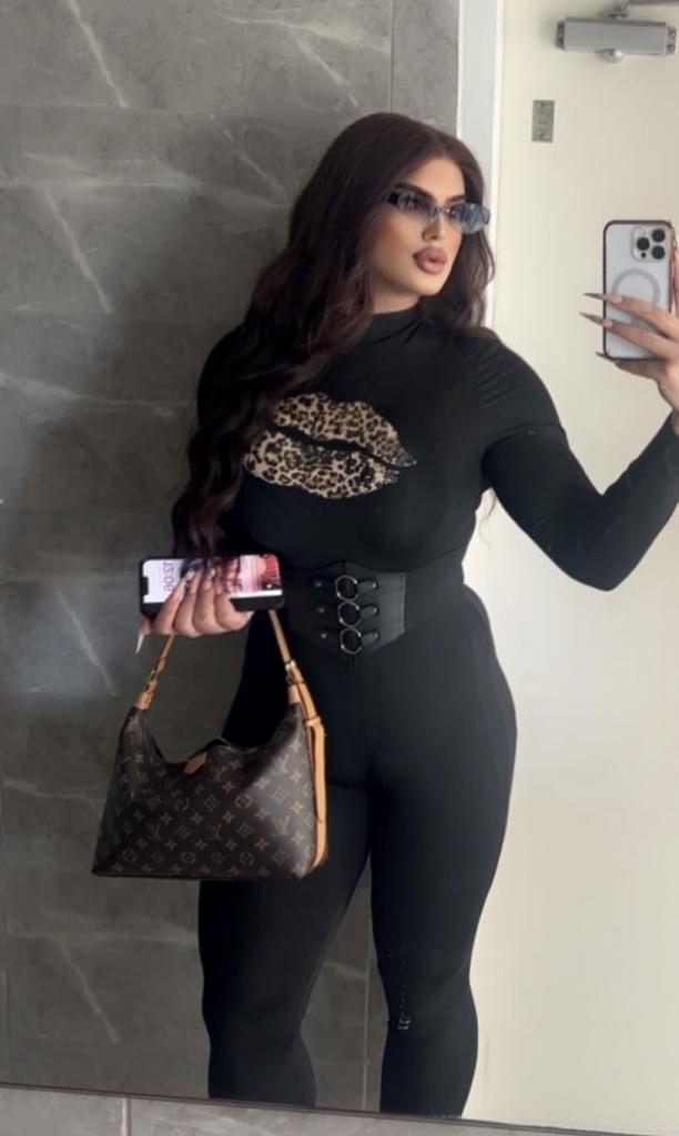 663780318: Transexual en Murcia