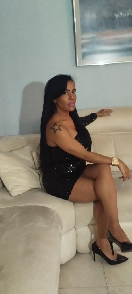 Chica busca chico en Murcia: 