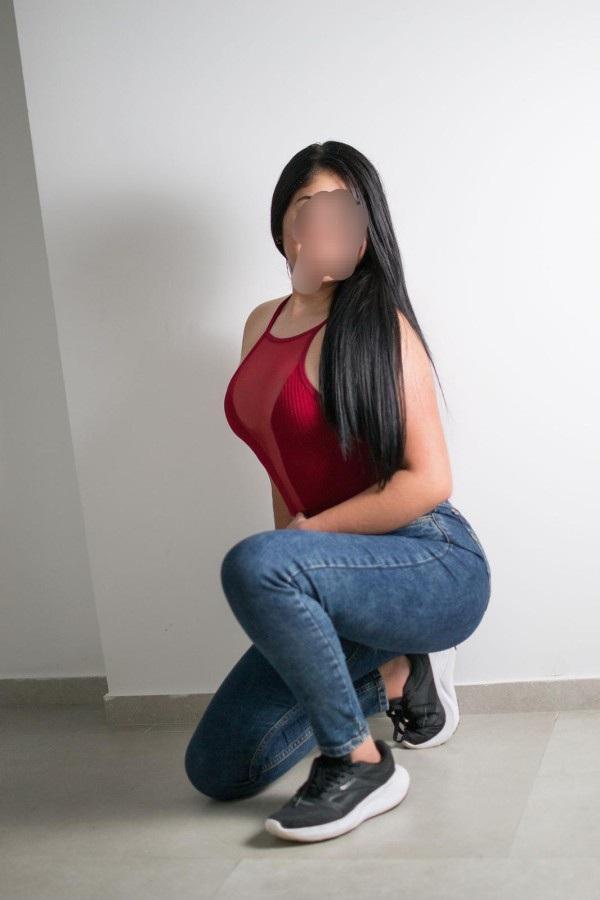 614860995: Chica busca chico en Valencia