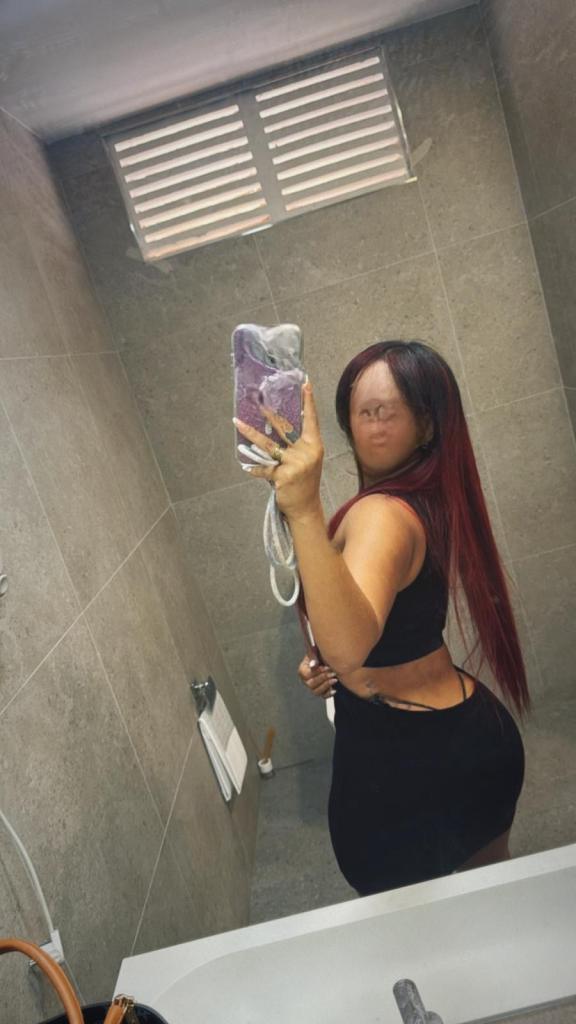 611262445: Chica busca chico en Menorca