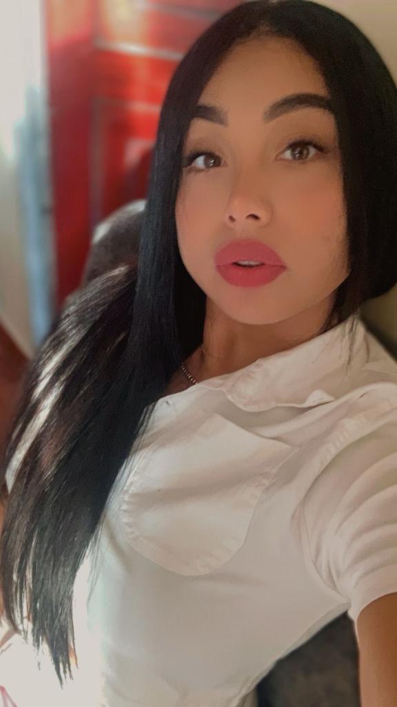 641230345: Chica busca chico en Barcelona