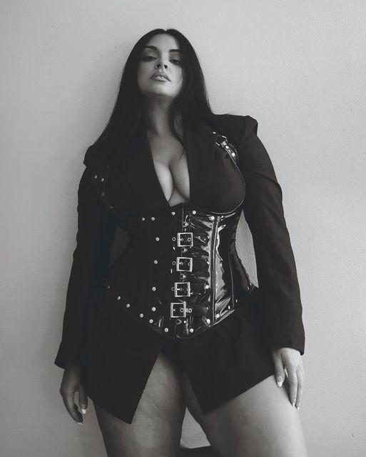 613248498: Chica busca chico en Lugo