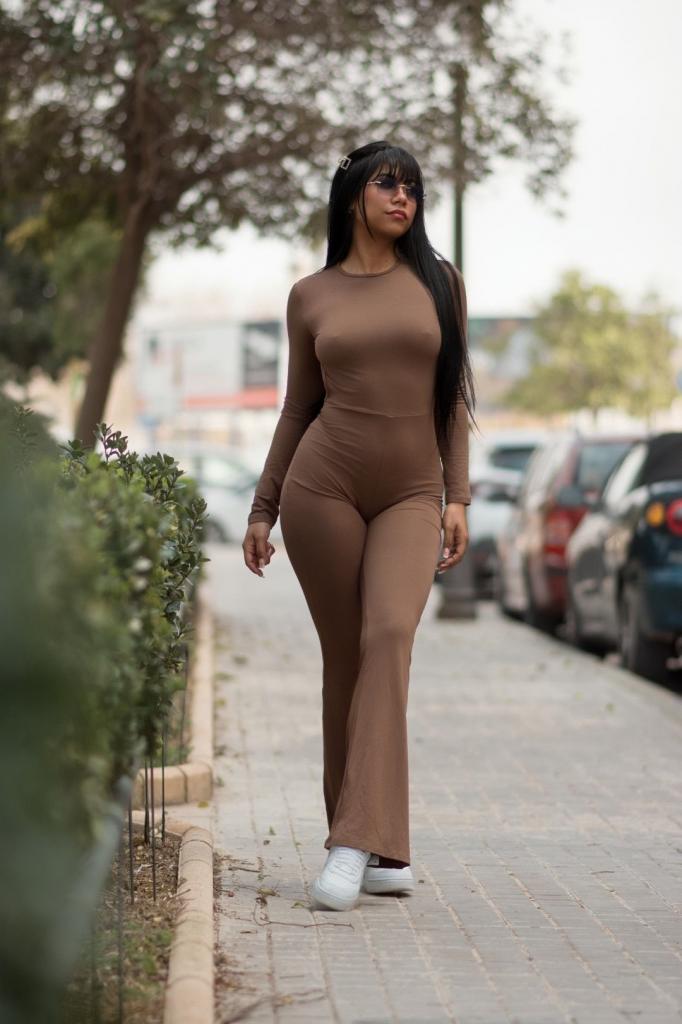 631969303: Chica busca chico en Valencia