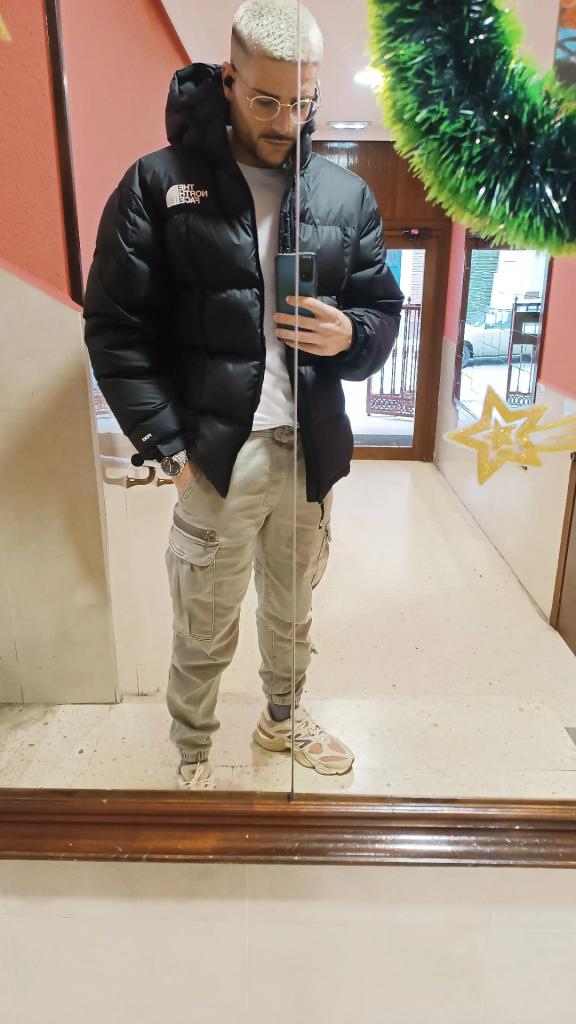 621487949: Transexual en La Coruña