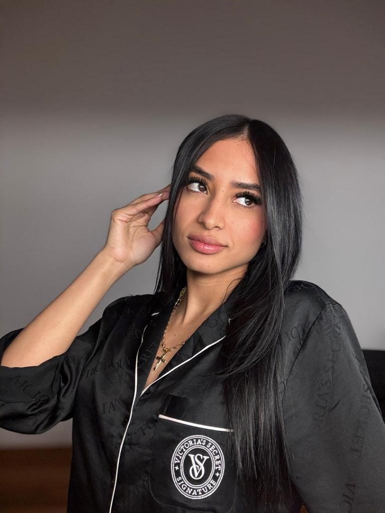 634244452: Chica busca chico en Ibiza