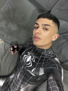 610922803: Chico busca chica en Madrid