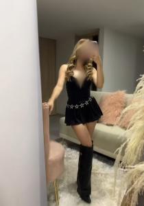 632702209: Chica busca chico en León