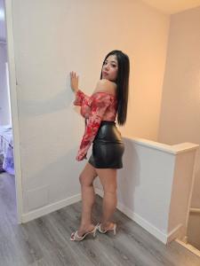 672807507: Chica busca chico en Madrid