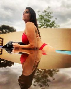 634302270: Chica busca chico en Navarra