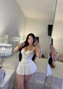 663486749: Chica busca chico en Málaga